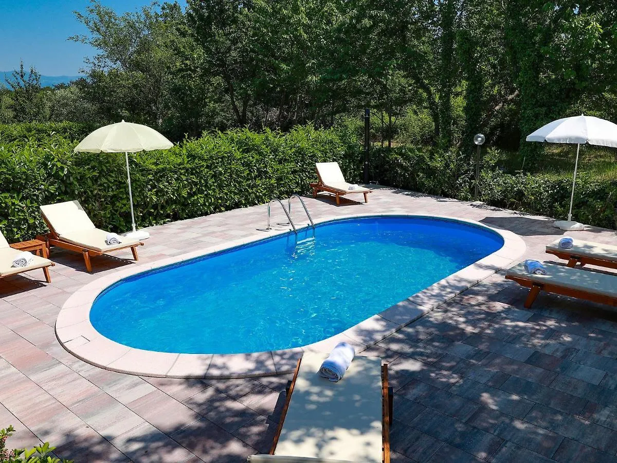 Exquisite Apartment In Ilo With Balcony Silo  Croatia