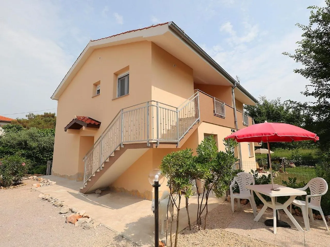 Exquisite Apartment In Ilo With Balcony Silo